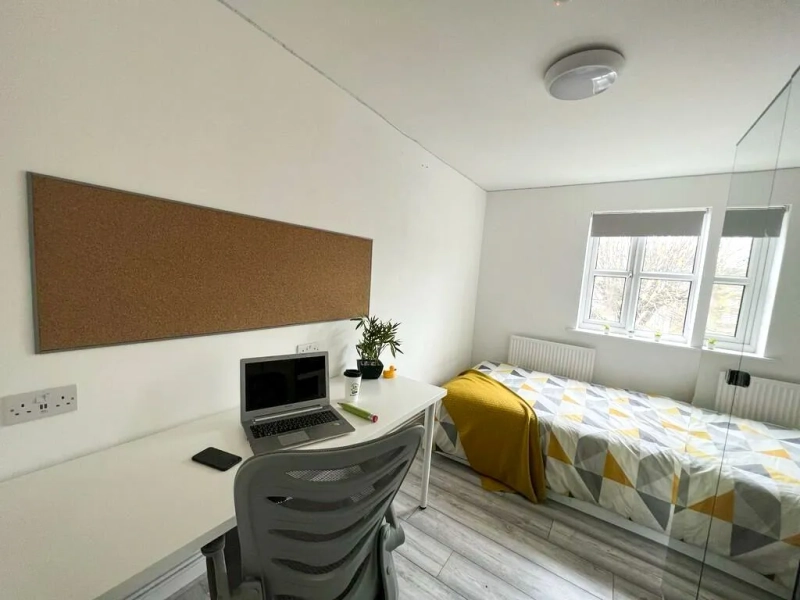 Denison court NG7 - 6-Bed house (3 rooms left) - Thumbnail 5